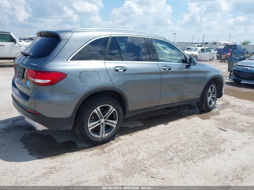2017 Mercedes-benz Glc VIN WDC0G4KB9HF142545 IAAI salvage auction — RIGHT FRONT, Salvage Title, sold $8,300 on 2026-07-08 (photo 4)