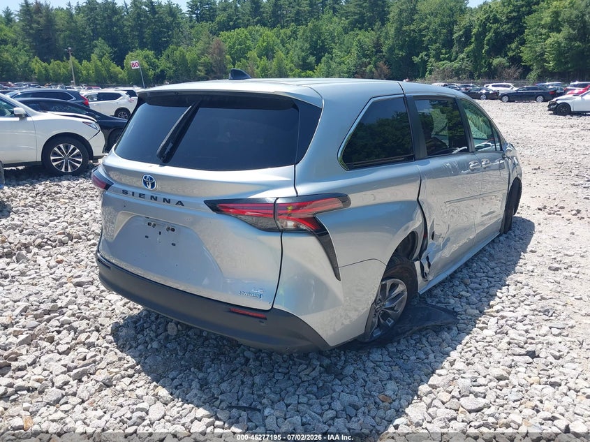 2021 Toyota Sienna VIN 5TDKRKECXMS012351 IAAI salvage auction — FRONT END, Salvage Title, sold $3,750 on 2026-07-24 (photo 4)
