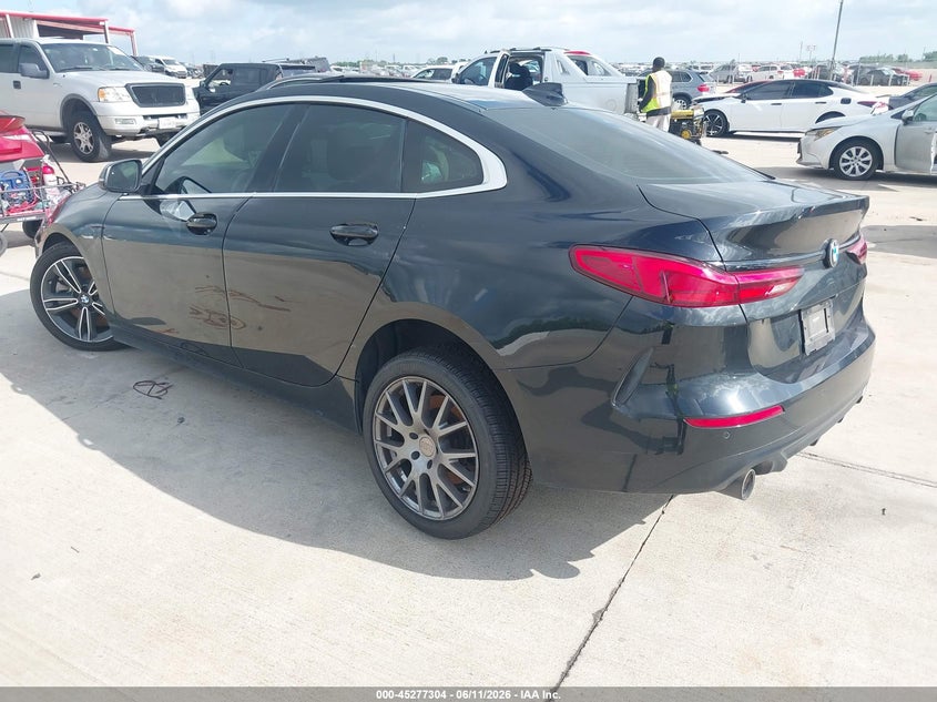 2022 BMW 2er VIN WBA53AK06N7K19797 IAAI salvage auction — RIGHT FRONT, Salvage Title, sold $5,150 on 2026-07-31 (photo 3)