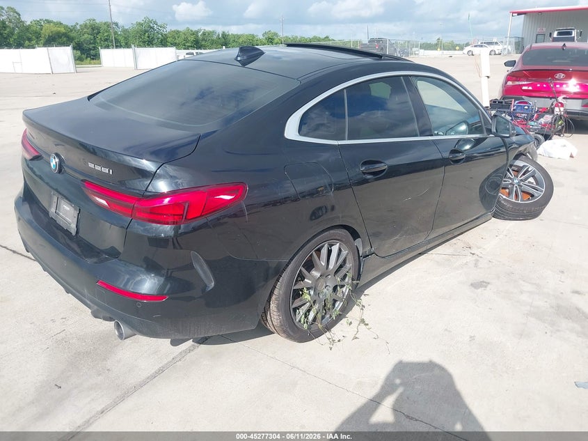 2022 BMW 2er VIN WBA53AK06N7K19797 IAAI salvage auction — RIGHT FRONT, Salvage Title, sold $5,150 on 2026-07-31 (photo 4)