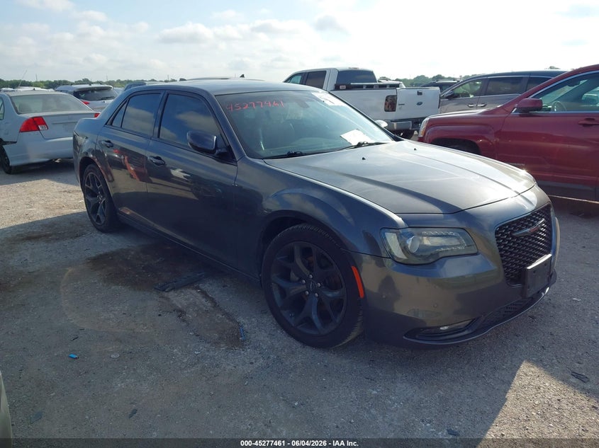 2022 Chrysler 300 VIN 2C3CCABG8NH221762 — IAAI salvage auction photo