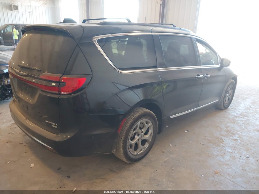 2022 Chrysler Pacifica VIN 2C4RC3GG1NR174322 IAAI salvage auction — FRONT END, Clear (Michigan), sold $13,600 on 2026-08-24 (photo 4)