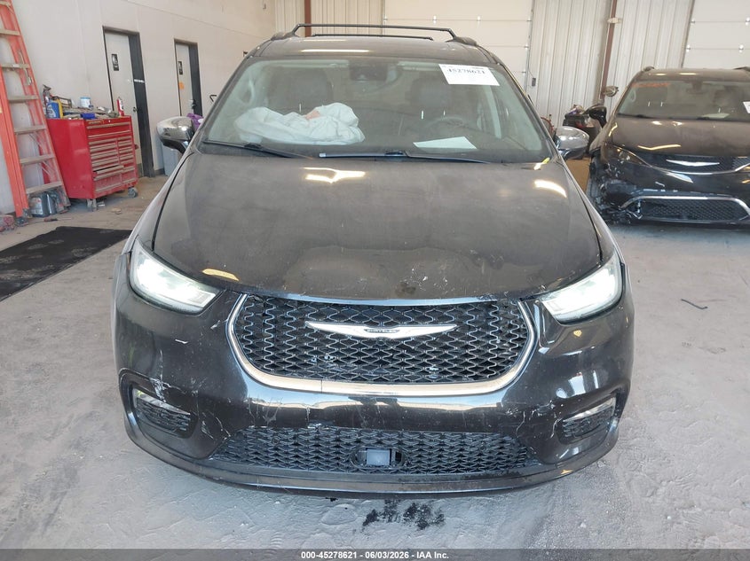2022 Chrysler Pacifica VIN 2C4RC3GG1NR174322 IAAI salvage auction — FRONT END, Clear (Michigan), sold $13,600 on 2026-08-24 (photo 6)