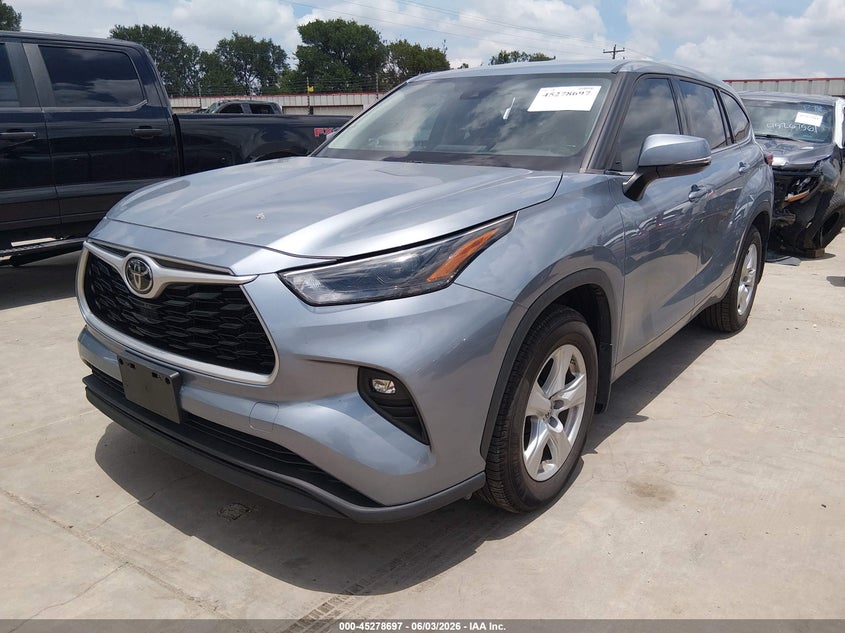 2022 Toyota Highlander VIN 5TDZZRAH3NS131241 IAAI salvage auction — RIGHT SIDE, Original (Texas), sold $9,300 on 2026-07-28 (photo 2)