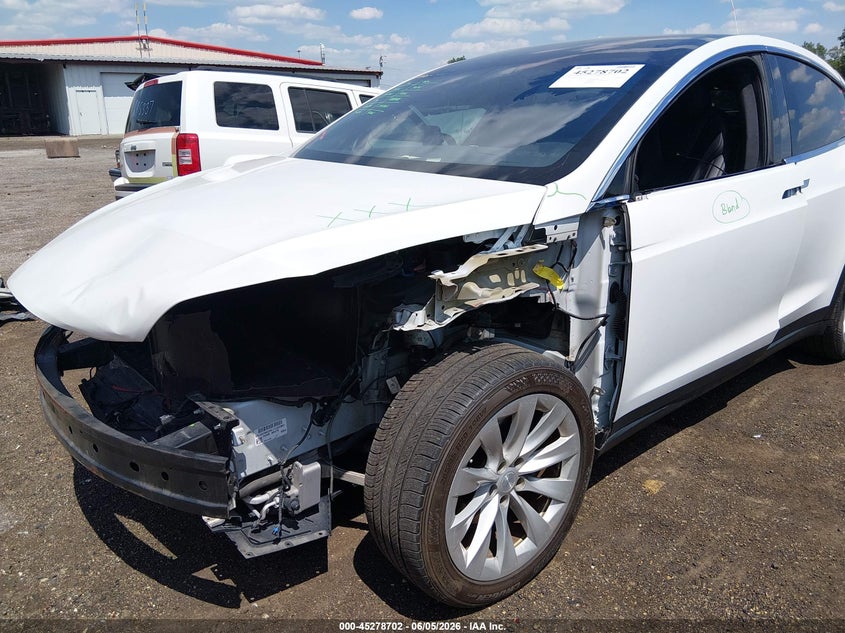 2020 Tesla Model x VIN 5YJXCBE26LF233365 IAAI salvage auction — LEFT FRONT, Salvage Title, sold $9,700 on 2026-07-16 (photo 6)