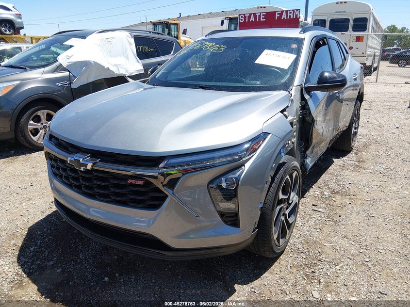 2024 Chevrolet Trax VIN KL77LJE25RC204632 IAAI salvage auction — LEFT SIDE, Salvage Title, sold $9,200 on 2026-07-08 (photo 2)