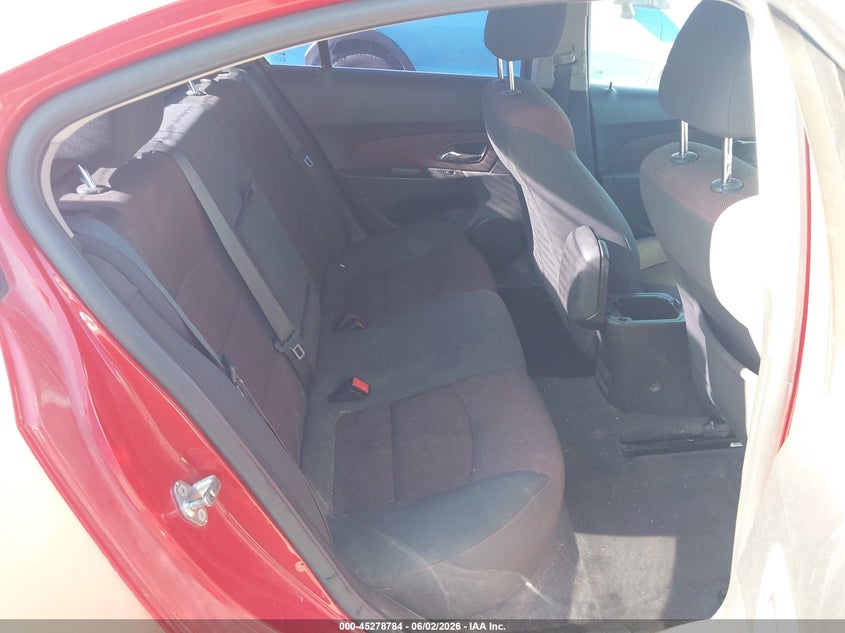 2012 Chevrolet Cruze VIN 1G1PF5SC1C7272403 IAAI salvage auction — NORMAL WEAR, Salvage Title, sold $300 on 2026-07-09 (photo 8)