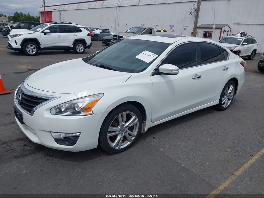 2013 Nissan Altima VIN 1N4BL3AP5DN429663 IAAI salvage auction — REAR END, Salvage (Oregon), sold $1,350 on 2026-07-09 (photo 2)