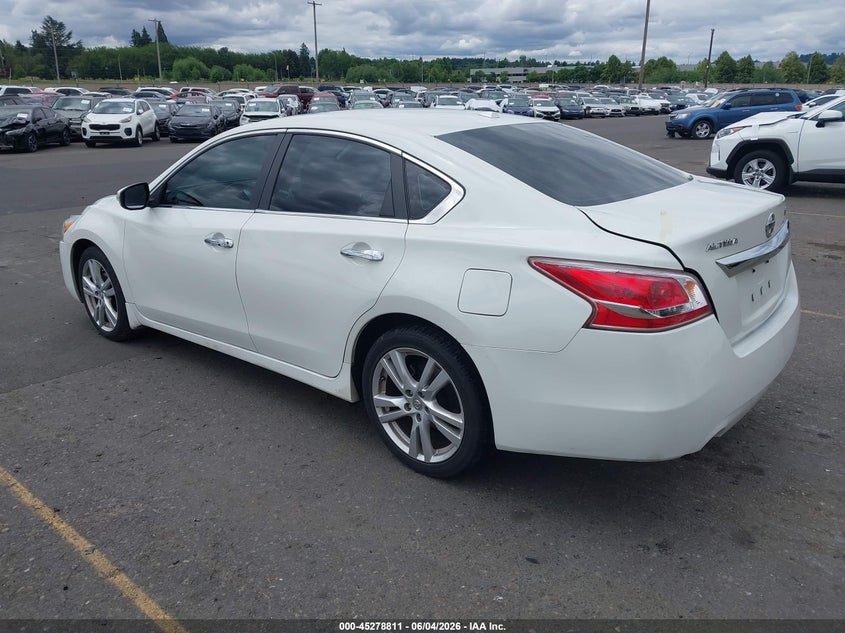 2013 Nissan Altima VIN 1N4BL3AP5DN429663 IAAI salvage auction — REAR END, Salvage (Oregon), sold $1,350 on 2026-07-09 (photo 3)