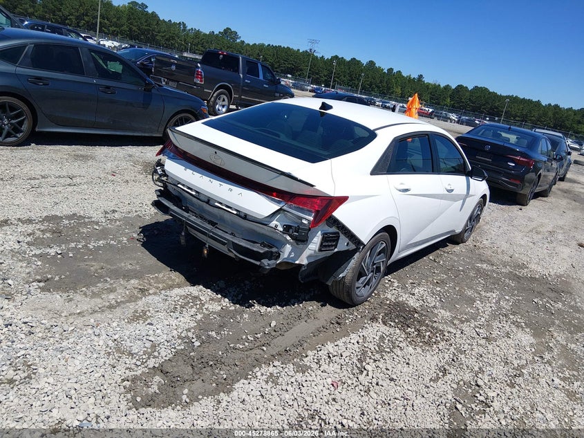 2025 Hyundai Elantra VIN KMHLM4DG8SU049163 IAAI salvage auction — LEFT SIDE, Salvage Title, sold $6,400 on 2026-07-10 (photo 4)