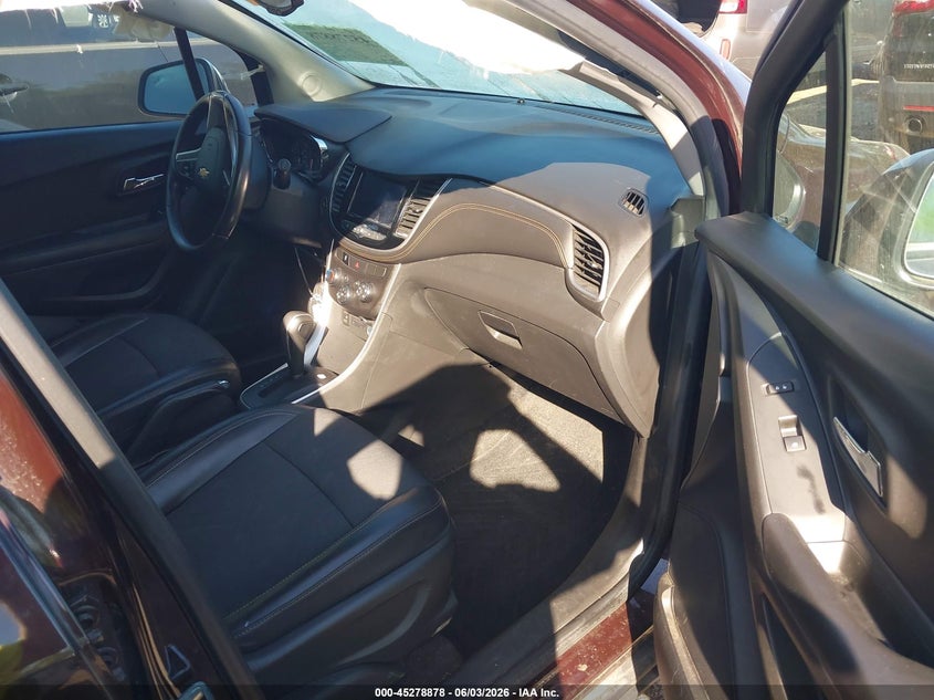 2021 Chevrolet Trax VIN KL7CJPSB6MB310145 IAAI salvage auction — LEFT SIDE, Salvage Title, sold $50 on 2026-07-28 (photo 5)