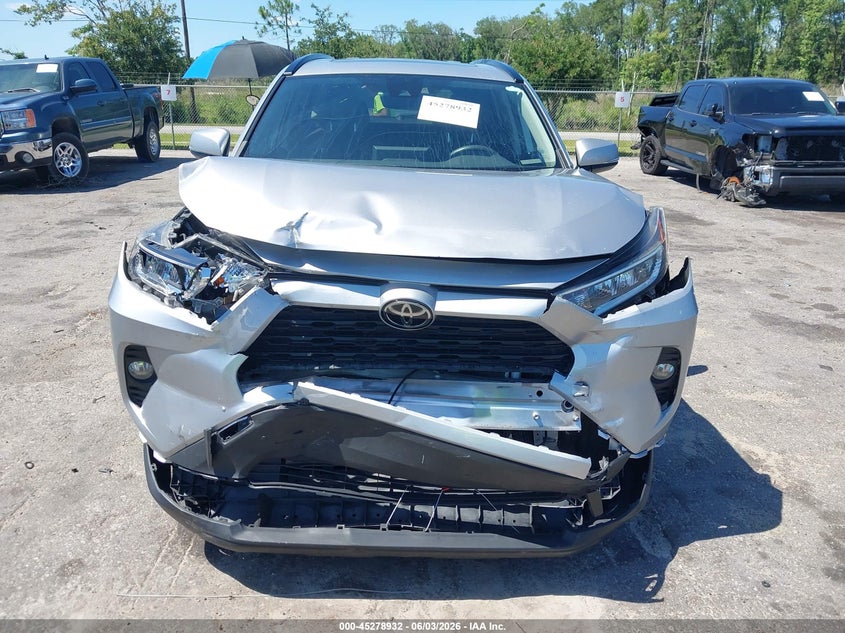 2019 Toyota Rav 4 VIN JTMW1RFV8KD511773 IAAI salvage auction — FRONT END, Salvage Title, sold $6,750 on 2026-07-14 (photo 6)