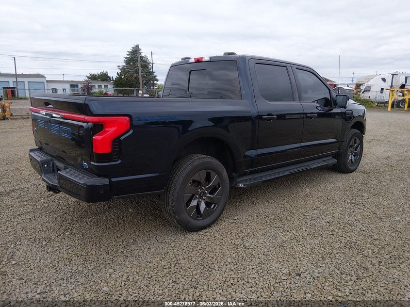 2022 Ford F-150 VIN 1FT6W1EV0NWG03702 IAAI salvage auction — FRONT END, Salvage Title, sold $22,900 on 2026-07-11 (photo 4)