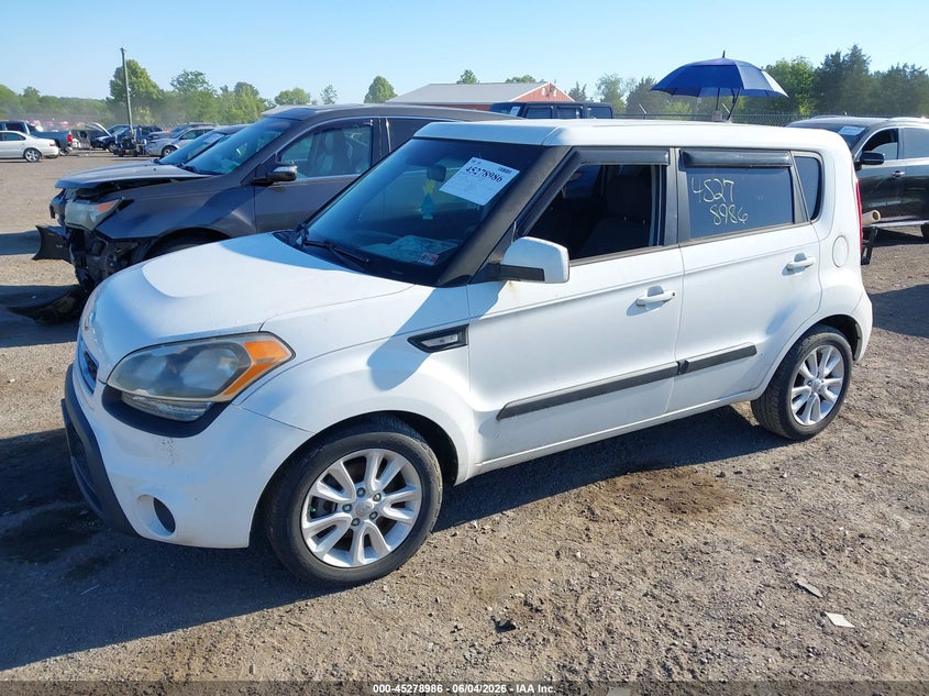 2013 Kia Soul VIN KNDJT2A54D7555001 IAAI salvage auction — NORMAL WEAR, Clear (Virginia), sold $375 on 2026-07-28 (photo 2)