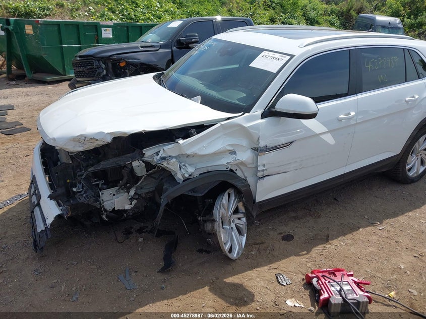 2020 Volkswagen Atlas cross sport VIN 1V2MC2CA9LC206119 IAAI salvage auction — FRONT END, Salvage Title, sold $4,900 on 2026-07-29 (photo 2)