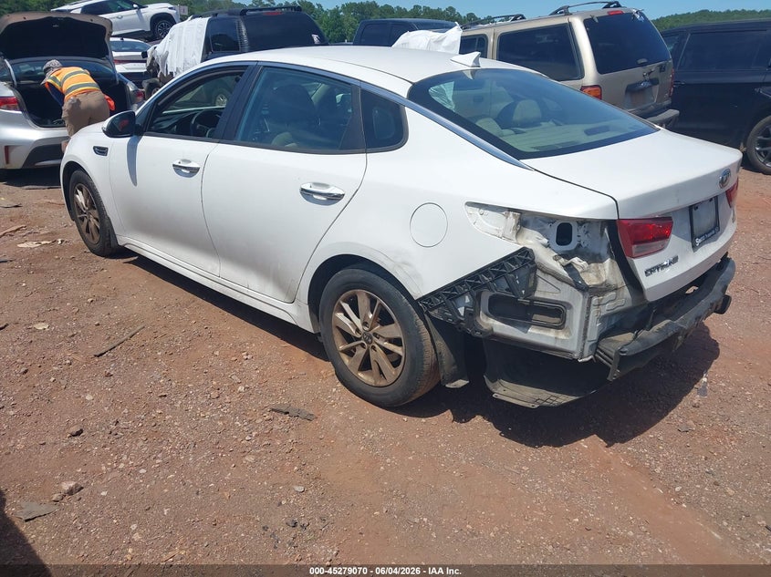 2017 Kia Optima VIN 5XXGT4L32HG169742 IAAI salvage auction — REAR END, Salvage Title, sold $625 on 2026-07-08 (photo 3)