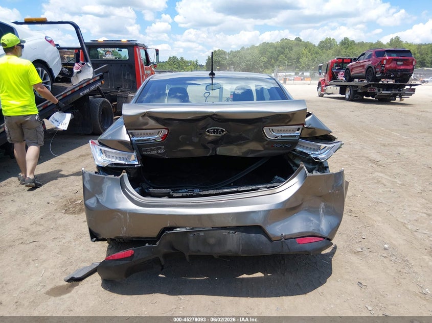 2011 Kia Forte VIN KNAFW6A36B5366701 IAAI salvage auction — REAR END, Clear (Tennessee), sold $825 on 2026-07-15 (photo 6)