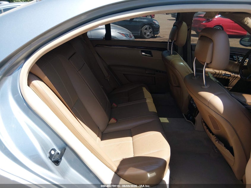2009 Mercedes-benz S class VIN WDDNG86X39A255324 IAAI salvage auction — NORMAL WEAR, Clear (Maryland), sold $1,550 on 2026-07-22 (photo 8)