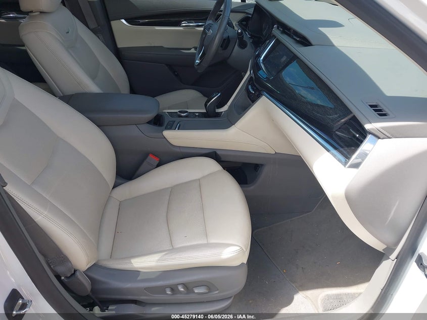 2020 Cadillac Xt6 VIN 1GYKPCRS3LZ181874 IAAI salvage auction — RIGHT SIDE, Salvage (Mississippi), sold $6,600 on 2026-07-23 (photo 5)