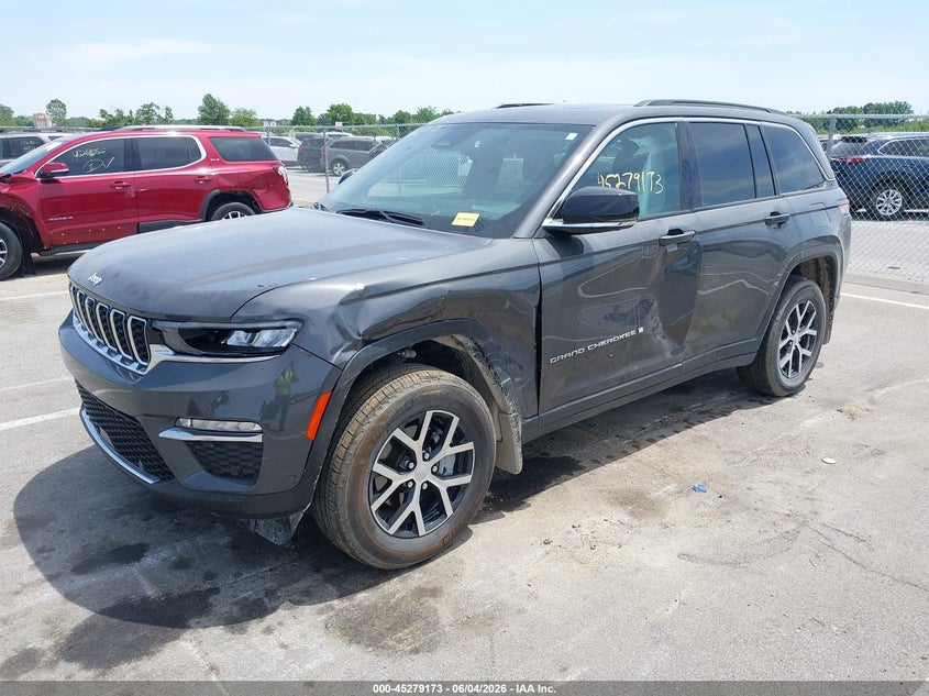 2025 Jeep Grand cherokee VIN 1C4RJHBG0SC309031 IAAI salvage auction — LEFT FRONT, Salvage Title, sold $16,800 on 2026-07-31 (photo 2)