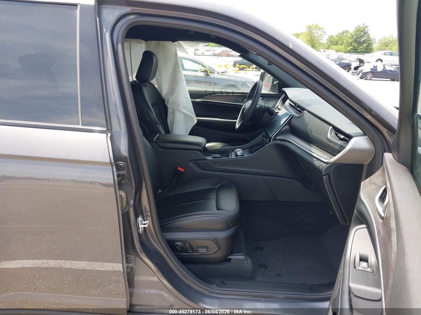 2025 Jeep Grand cherokee VIN 1C4RJHBG0SC309031 IAAI salvage auction — LEFT FRONT, Salvage Title, sold $15,000 on 2026-07-29 (photo 5)