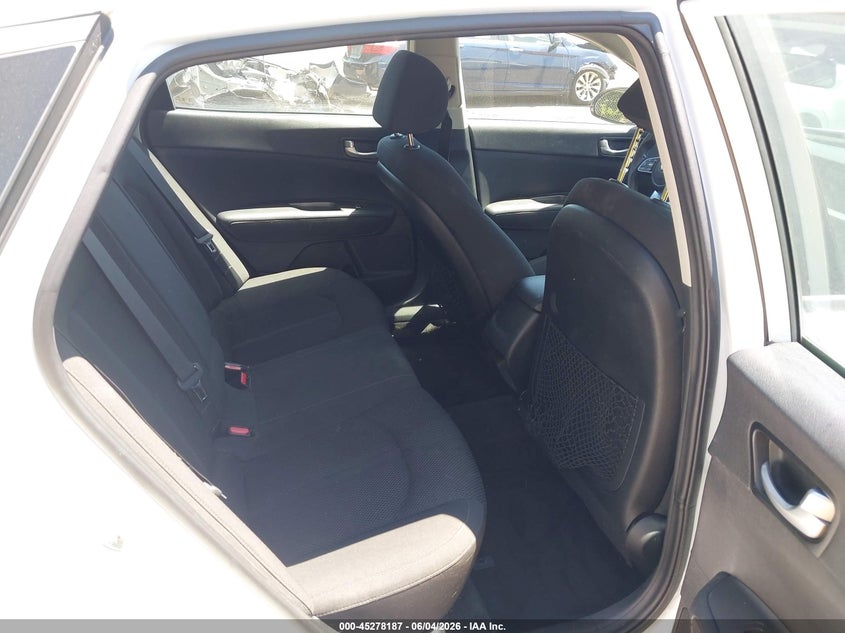 2019 Kia Optima VIN 5XXGT4L38KG280979 IAAI salvage auction — FRONT END, Salvage - Greater Than 75% (Maryland), sold $1,400 on 2026-07-29 (photo 8)