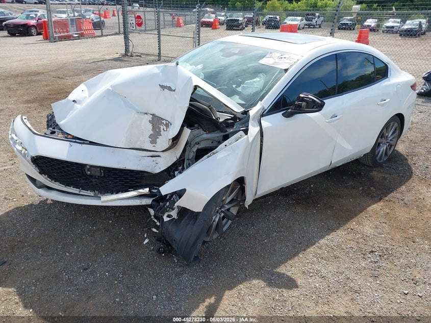 2019 Mazda 3 VIN 3MZBPAEM8KM103766 IAAI salvage auction — FRONT END, Salvage Title, sold $600 on 2026-07-29 (photo 2)