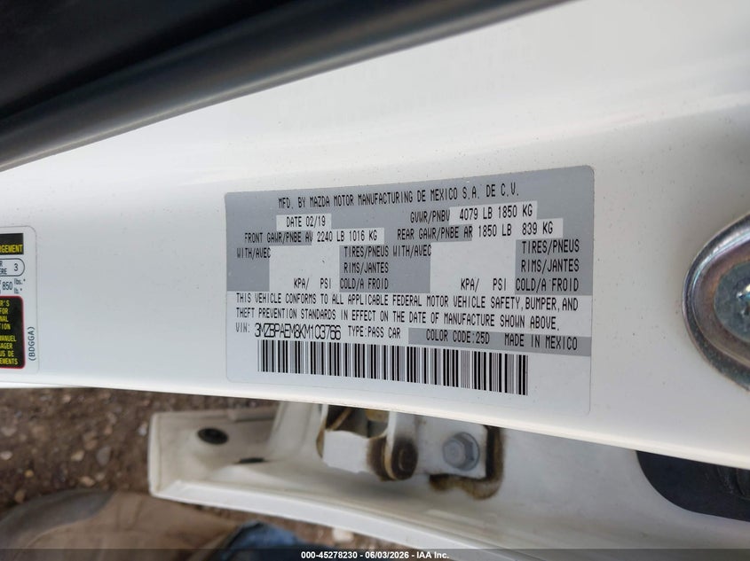 2019 Mazda 3 VIN 3MZBPAEM8KM103766 IAAI salvage auction — FRONT END, Salvage Title, sold $600 on 2026-07-29 (photo 9)