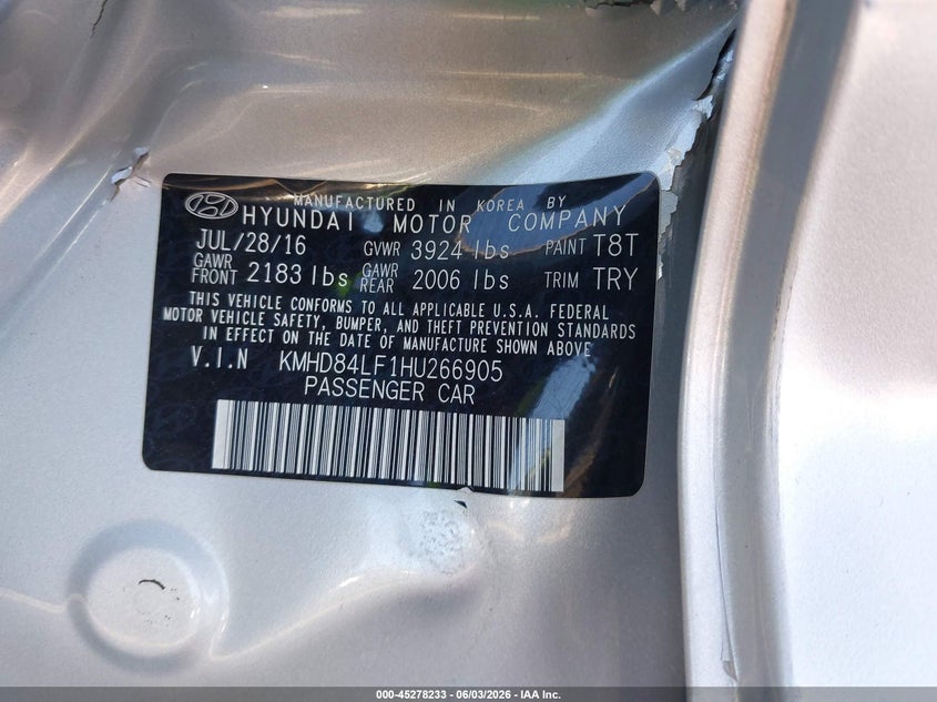2017 Hyundai Elantra VIN KMHD84LF1HU266905 IAAI salvage auction — SIDE, Salvage Title, sold $1,400 on 2026-07-21 (photo 9)