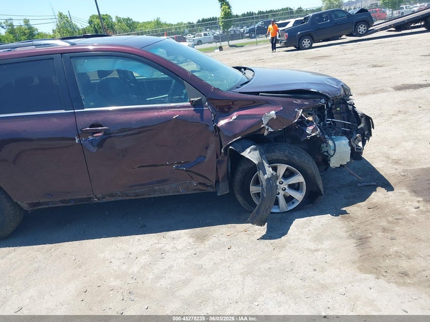 2011 Toyota Highlander VIN 5TDBK3EH8BS070770 IAAI salvage auction — RIGHT SIDE, Clear (Virginia), sold $2,350 on 2026-07-28 (photo 6)