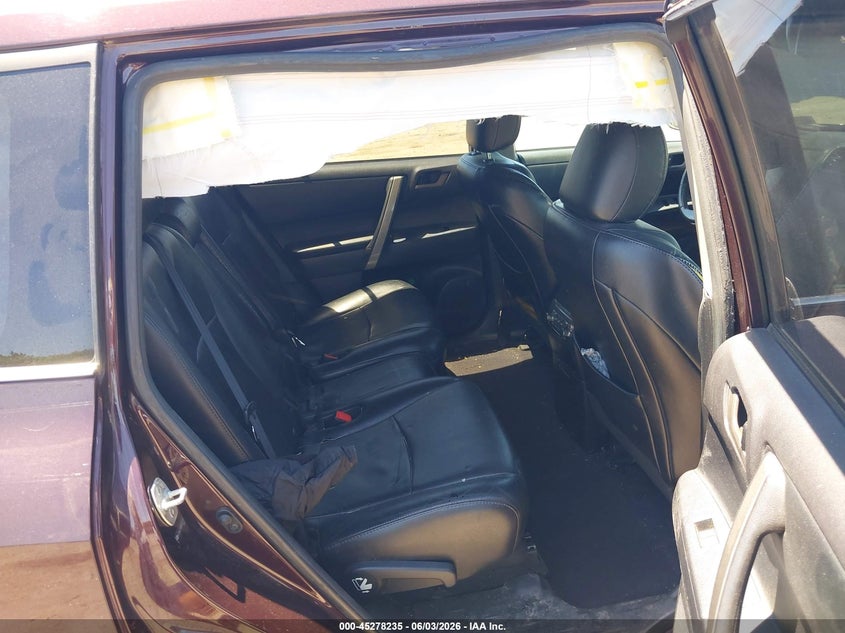 2011 Toyota Highlander VIN 5TDBK3EH8BS070770 IAAI salvage auction — RIGHT SIDE, Clear (Virginia), sold $2,350 on 2026-07-28 (photo 8)