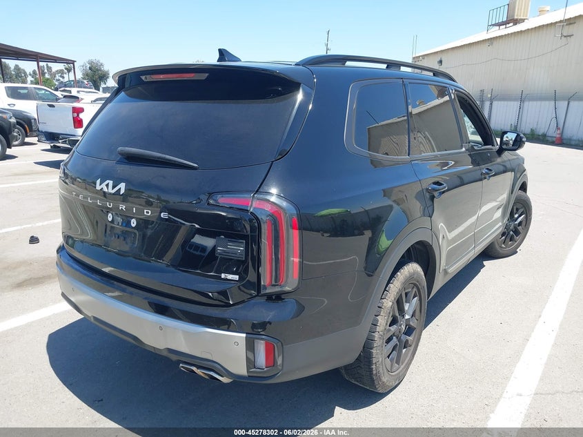 2023 Kia Telluride VIN 5XYP5DGC6PG391408 IAAI salvage auction — SIDE, Salvage Title, sold $5,350 on 2026-07-21 (photo 4)