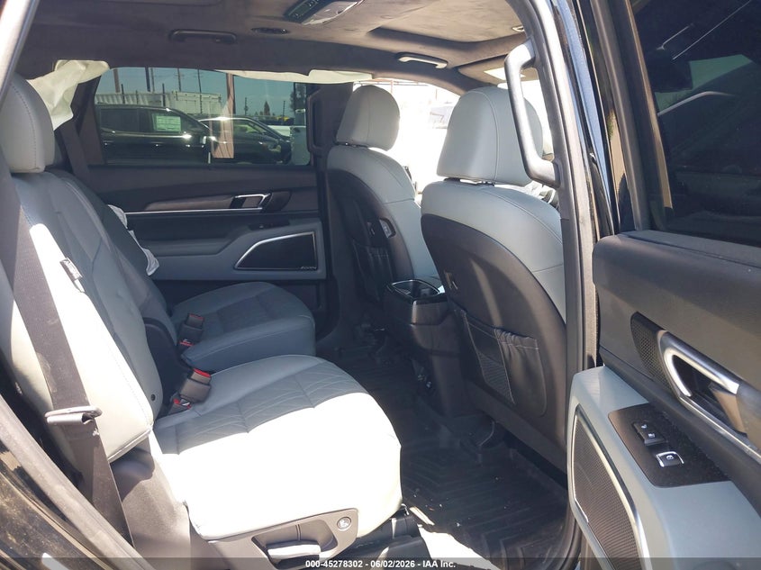 2023 Kia Telluride VIN 5XYP5DGC6PG391408 IAAI salvage auction — SIDE, Salvage Title, sold $5,350 on 2026-07-21 (photo 8)