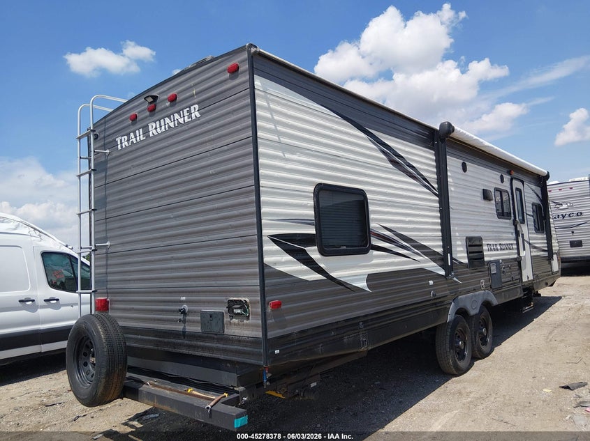 2017 Heartland 30usbh VIN 5SFEB3321HE344835 IAAI salvage auction — HAIL, Original (Texas), sold $3,250 on 2026-07-08 (photo 4)