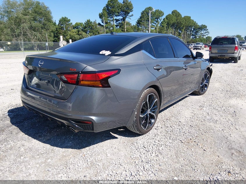 2025 Nissan Altima VIN 1N4BL4CV0SN424496 IAAI salvage auction — RIGHT FRONT, Salvage Title, sold $9,700 on 2026-07-29 (photo 4)