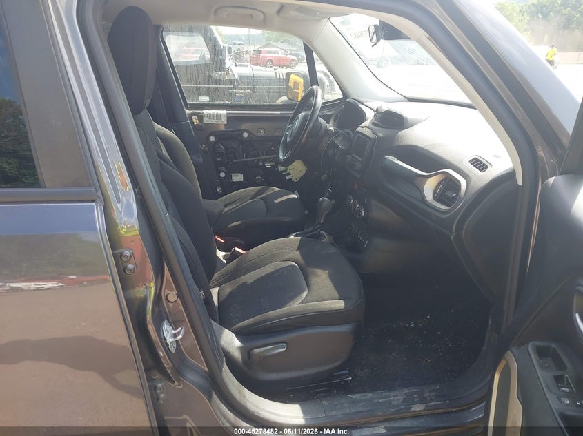 2017 Jeep Renegade VIN ZACCJBBB1HPF46252 IAAI salvage auction — FRONT END, Mv-907A (New York), sold $725 on 2026-07-06 (photo 5)