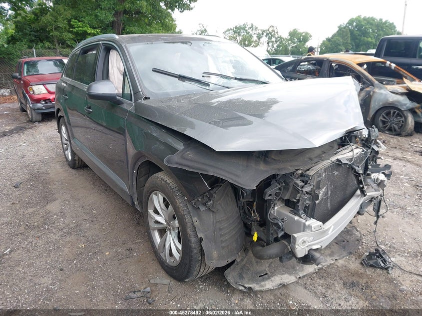 2018 Audi Q7 VIN WA1AHAF72JD041502 IAAI salvage auction — FRONT END, Salvage Title, sold $1,200 on 2026-07-11 (photo 1)