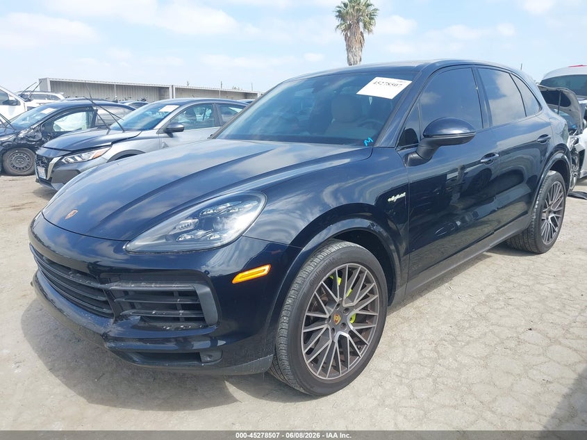 2021 Porsche Cayenne VIN WP1AE2AY3MDA24909 IAAI salvage auction — RIGHT SIDE, Wait Title, sold $27,150 on 2026-09-14 (photo 2)