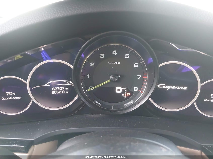2021 Porsche Cayenne VIN WP1AE2AY3MDA24909 IAAI salvage auction — RIGHT SIDE, Wait Title, sold $27,150 on 2026-09-14 (photo 7)