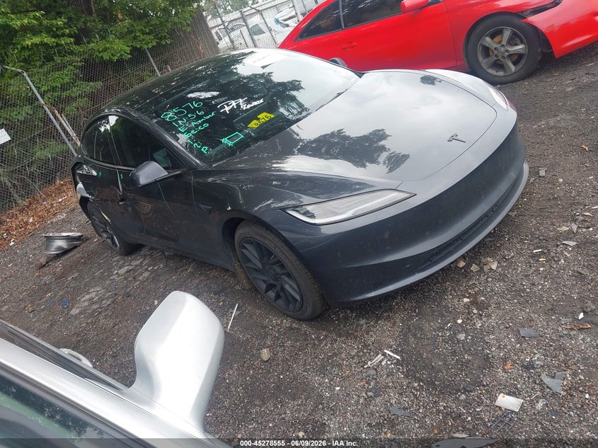 2025 Tesla Model 3 VIN 5YJ3E1EA7SF012480 IAAI salvage auction — RIGHT SIDE, Salvage Title, sold $25 on 2026-07-29 (photo 1)