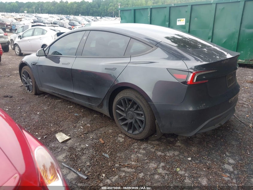 2025 Tesla Model 3 VIN 5YJ3E1EA7SF012480 IAAI salvage auction — RIGHT SIDE, Salvage Title, sold $25 on 2026-07-29 (photo 3)