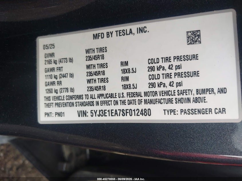 2025 Tesla Model 3 VIN 5YJ3E1EA7SF012480 IAAI salvage auction — RIGHT SIDE, Salvage Title, sold $25 on 2026-07-29 (photo 9)