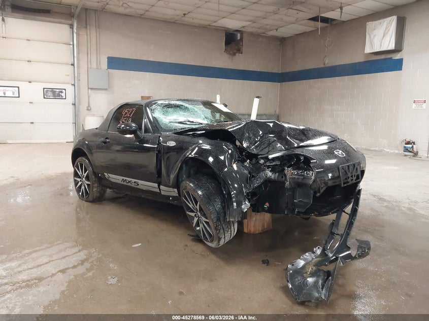 2006 Mazda Mx-5 VIN JM1NC25F660108394 IAAI salvage auction — FRONT END, Salvage (Maine), sold $25 on 2026-07-27 (photo 1)