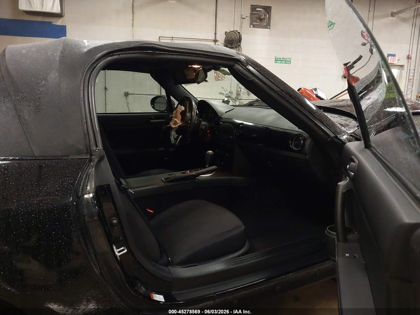 2006 Mazda Mx-5 VIN JM1NC25F660108394 IAAI salvage auction — FRONT END, Salvage (Maine), sold $25 on 2026-07-27 (photo 5)