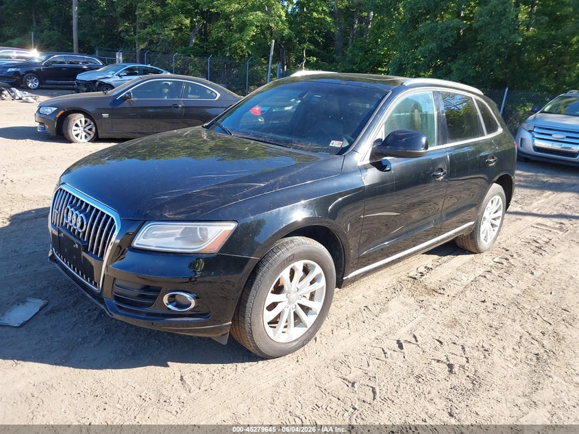 2014 Audi Q5 VIN WA1LFAFP1EA055798 IAAI salvage auction — NORMAL WEAR, Salvage Title, sold $2,500 on 2026-07-29 (photo 2)
