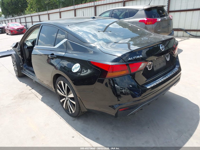 2020 Nissan Altima VIN 1N4BL4CV9LC168162 IAAI salvage auction — SIDE, Original (Texas), sold $4,150 on 2026-07-12 (photo 3)