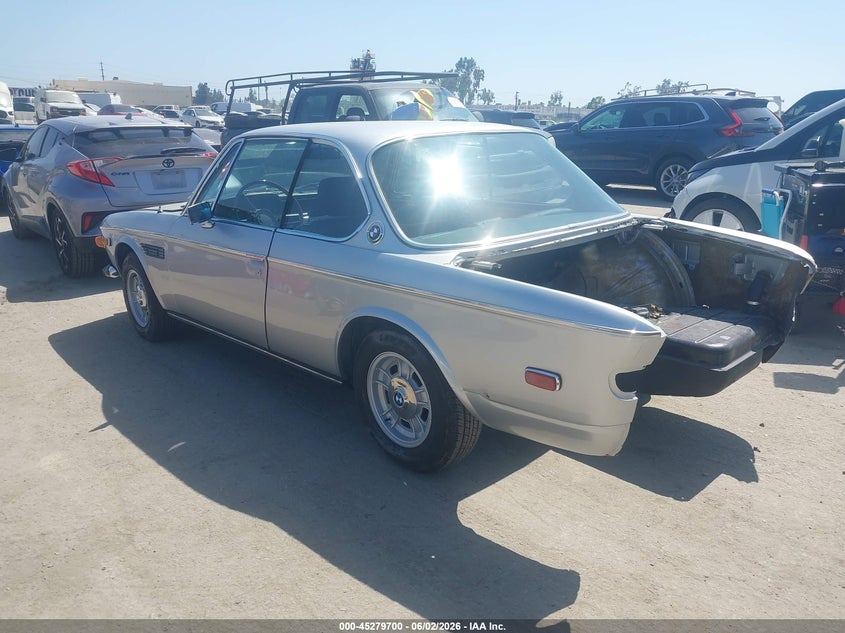 1971 BMW VIN 00000000002280434 IAAI salvage auction — REAR END, Salvage (California), sold $29,850 on 2026-07-29 (photo 3)