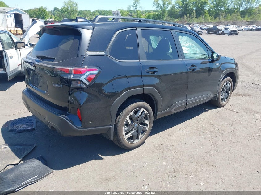 2025 Subaru Forester VIN JF2SLSRD5SH403608 IAAI salvage auction — FRONT END, Salvage Title, sold $11,600 on 2026-07-17 (photo 4)