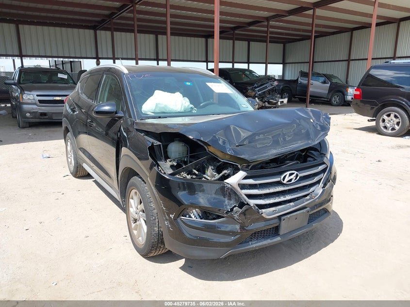 2017 Hyundai Tucson VIN KM8J33A4XHU382214 IAAI salvage auction — FRONT END, Salvage Title, sold $2,600 on 2026-07-20 (photo 1)