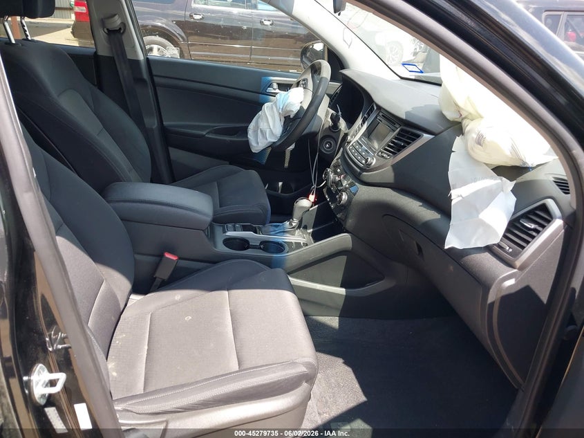 2017 Hyundai Tucson VIN KM8J33A4XHU382214 IAAI salvage auction — FRONT END, Salvage Title, sold $2,600 on 2026-07-20 (photo 5)